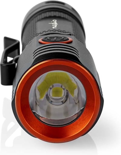 Nedis Zaklamp – Militaire Zaklamp – Op Batterijen – 2000 Lumen – Waterdicht – Noodpakket – Zwart