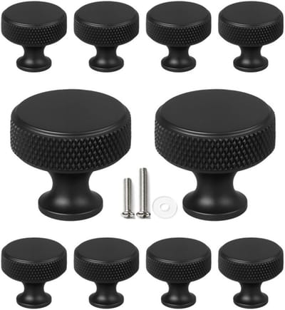 10 X MSQDESIGN Kastknop zwart (Metaal) - Kastknoppen zwart - 10 stuks - Deurknopjes zwart voor kast - Deurknopjes zwart - Meubelknop zwart - Meubelknoppen zwart - kast knop zwart - Deurknoppen zwart - Ladeknoppen voor deurtjes -incl schroeven