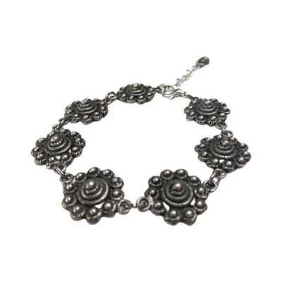Zeeuws Meisje - Armband met 7 Zeeuwse knopen zwaar verzilverd en verlengkettinkje
