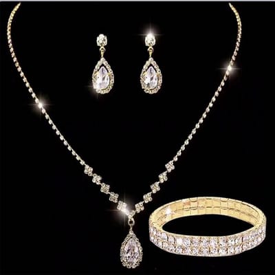 Bruids Huwelijksaccessoires Eenvoudig en Stijlvol Waterdruppel Kristal Ketting Oorbellen Armband Set Banket Accessoires