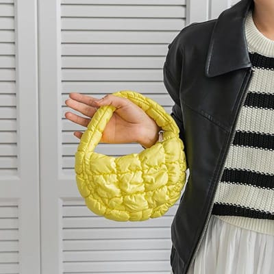 Mode Mini Puffer Tote Bag Gewatteerde Cirkel Telefoon Portemonnee Elegante Paarse Zachte Nylon Gewatteerde Sleutelhouder Eenvoudige Trend Handtas yellow