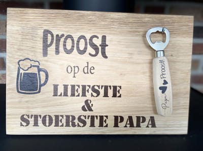 Creaties van Hier - Tekstbord - vaderdag cadeau - papa - met losse opener - 20x30 cm - Hout