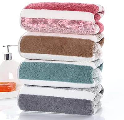 Unyqoos ® Set van Vier Luxe Zachte en Sneldrogende Microvezel Handdoeken voor Badkamer en Spa Gebruik