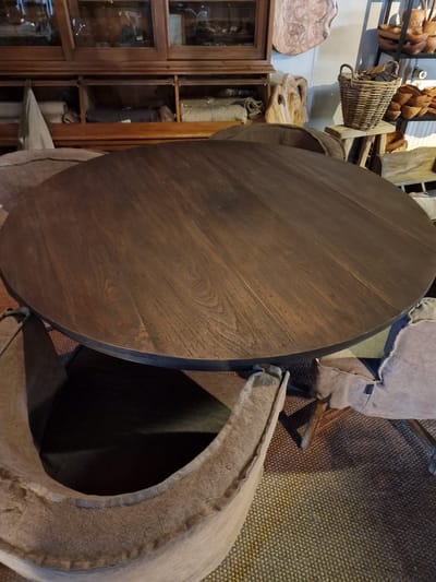 Aura Peeperkorn| ronde eettafel 125 cm| teakhout| eettafel NYNKE van AURA PEEPERKORN| ronde eettafel| eettafel diameter 125 cm