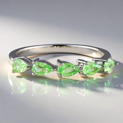 Cavill - 925 Zilveren Ring met 5 Peervormige Tsavorieten - 0,933 ct - Geplatineerd - Elegante Luxe Groene Edelstenen Damesring