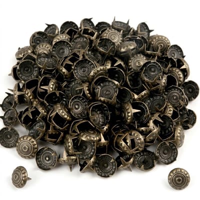 Goudkleurige siernagels voor meubels en bekleding rond met reliëf patroon 11 mm decoratieve meubel nagels set 50 stuks vintage stijl met pinnen voor bevestiging