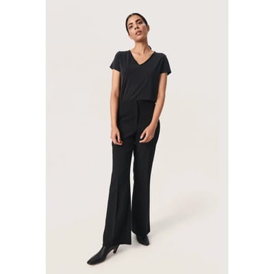 SOAKED IN LUXURY SLColumbine V-neck SS - Black Black