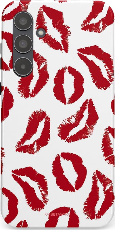 Casetastic Hoesje Geschikt voor Samsung A55 - Stijlvolle Beschermende Duo-layer Case - Liefdeskusjes Rood Zoenen