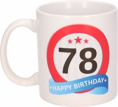 Beallatio Decorations - 78 jaar Verjaardag koffiemok - cadeau beker - stopbord print met happy birthday - 300 ml - keramiek - wit