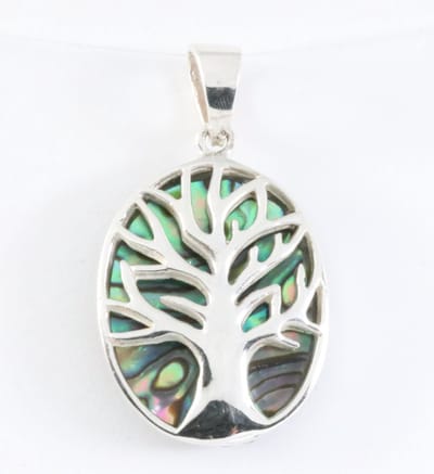Zilveren hanger met levensboom op abalone schelp