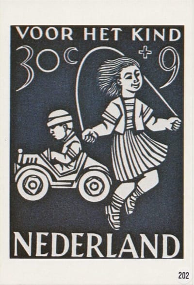 Briefkaart met afbeelding Spelende kinderen – Touwspringend meisje & jongen met autopet postzegel