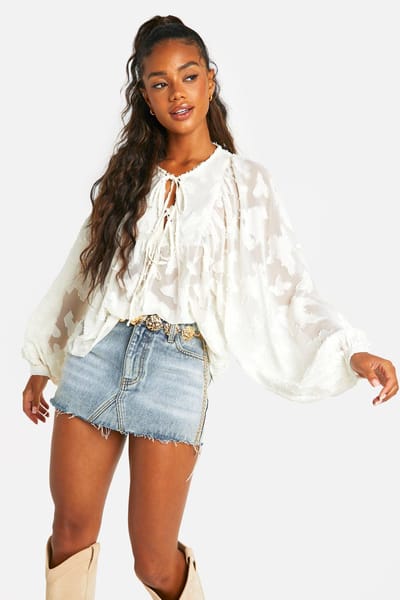 boohoo Dames Burnout Floral Boho Blouse | Wit | Maat: 34