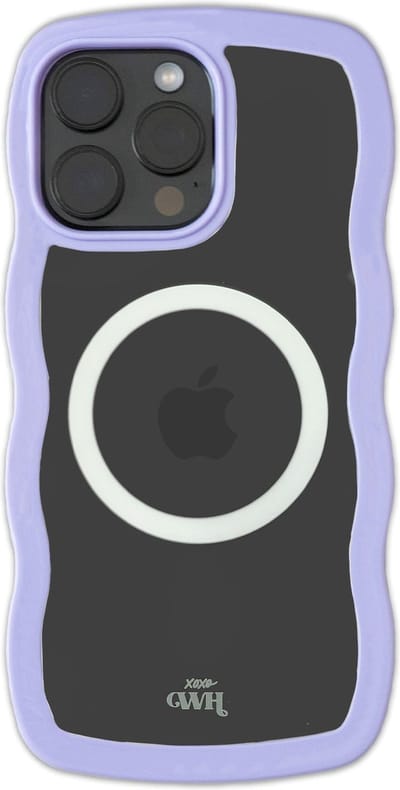 xoxo Wildhearts Magnetische Wavy Case - Paars telefoonhoesje - Geschikt voor iPhone 16 Pro Max MagSafe - Golvend hoesje - Wolken hoesje - Schokbestendig - Cloud Case met magneet ring - Silicone case - Transparant / Paars