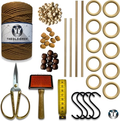 Deluxe Macramé Pakket | Mokka | 200 METER | Triple Twist | 3mm | Starter Set | Schaar | S-haken | Kam | Meetlint | Ringen | Kralen | Stokken | Macramé Touw | 100% Katoen | DIY | Macramé | Wandkleed | Plantenhanger | TheOldOmen