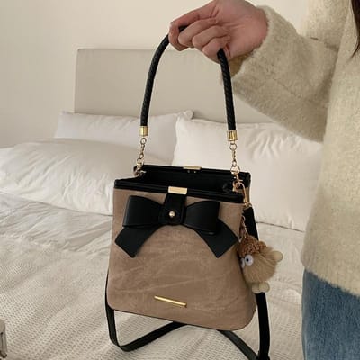 Niche Design Textuur Strik Retro Literair Hand Emmer Tas Vrouwen Casual Veelzijdig Eén-schouder Crossbody Tas black