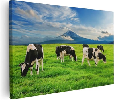 Artaza Canvas Schilderij Koe - 30x20 cm - Klein - Wanddecoratie Landschap - Muurdecoratie Berg Fuji - Schilderijen Op Canvas