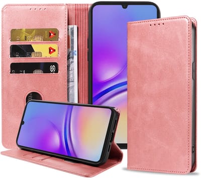 Smartphonica Telefoonhoesje Geschikt voor Samsung Galaxy A05 Kunstleer met Magnetische sluiting en Pasjeshouders Bookcase met Klepje - Roze geschikt voor Samsung Galaxy A05