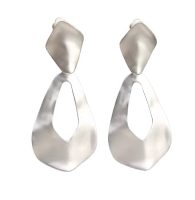 Clip oorbellen -zilverkleur- mat- geen gaatje- lang- Charme Bijoux