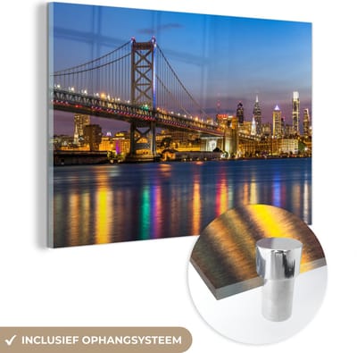 ® Glasschilderij 180x120 cm - Schilderij acrylglas - Philadelphia - Brug - Licht - Foto op glas - Muurdecoratie woonkamer - Wanddecoratie slaapkamer - Schilderijen