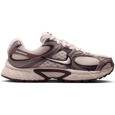 Schoenen dames Nike V5 RNR SE