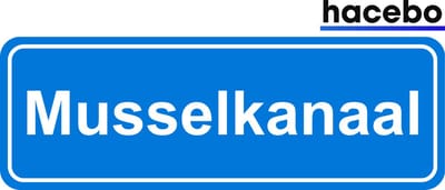 Hacebo - Plaatsnaam Sticker - 29x10 CM - Musselkanaal sticker - Verkeersborden sticker - grappige cadeaus - Musselkanaal