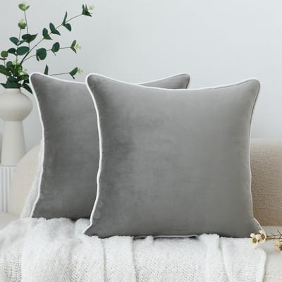 Set van 2 Grijze Fluwelen Kussenhoezen in Modern Minimalistisch Ontwerp - Zachte Vierkante Decoratieve Kussens voor Bank en Slaapkamer, 50 x 50 cm, Ideaal voor Feestdecoratie en Interieurstyling