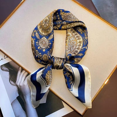 Bandeaux pour cheveux en soie à imprimé tendance Femmes Printemps Élégant Bandana floral Tour de cou Bandeaux Foulard Féminin Imprimé léopard 70x70cm gray