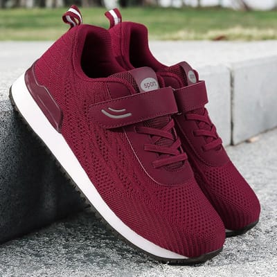 Antislip Schoenen voor Ouderen Heren Lente Middelbare Leeftijd en Ouderen Wandelschoenen Dames Lichtgewicht Zachtzool Papa Schoenen 39 black