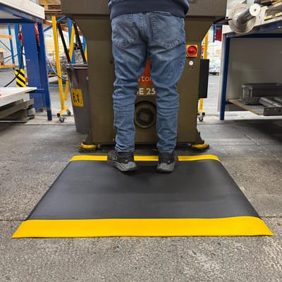 Anti vermoeidheidsmat WS-1 voor kortdurend staand werk - Grijs - 200 cm x 122 cm x 9,5 mm- Anti-slip - Veerkrachtig schuim - 9,5 mm - Voor binnen
