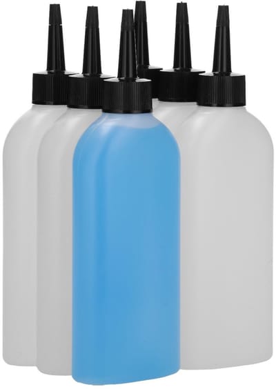 6 x 250 ml Platte fles HDPE naturel + doseer tuitdop knijpbaar zwart - BPA Vrij - Niet Breekbaar - Plastic Flesjes Navulbaar - Met Dop - Lege Flessen - 6 stuks.