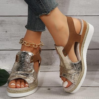 Geplooide PU leren wig sandalen voor vrouwen met een bandje aan de achterkant, espadrilles met platform en een dikke onderkant, peep toe schoenen voor vrouwen in de zomer 36 goud
