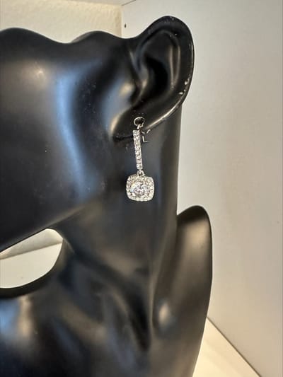 Zirkonia waterdruppels | | Make up | Parfum | Moederdag | Verjaardagscadeau| Cadeautje| Valentijnsdag| Kado | sieraden | vaderdag | oorbellen | oorsieraden