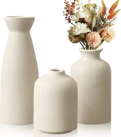 Stijlvolle beige vaas voor moderne interieurdecoratie, perfect voor bloemen en planten