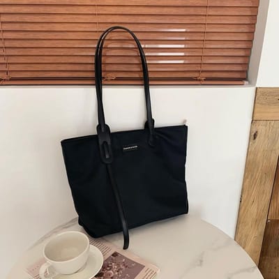 Tas met grote capaciteit voor dames Nieuw niche-ontwerp Veelzijdige schoudertas Casual handtas voor woon-werkverkeer Speeltas Trend