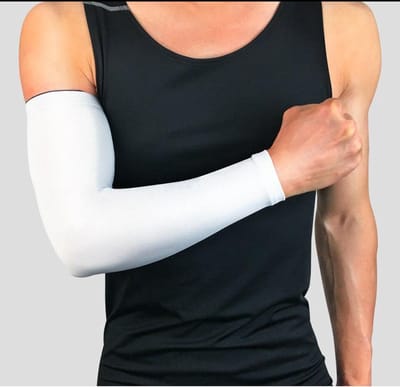 Set fiets armwarmers  ( 2 stuks ) – Wit -  armstukken – cycling armsleeves – armbeschermers – sport armmouwen - Maat XXL