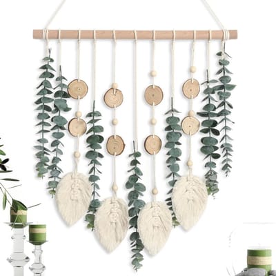 Eucalyptus wanddecoratie met nepleaves en houten stok voor bohemian stijl in slaapkamer, badkamer en woonkamer, rustieke farmhouse inrichting