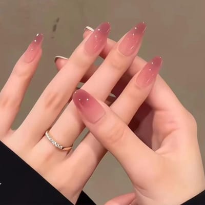 Dailygoods- Press-on Nagels 24 Stuks - Amandelnagels - Rood Bruin Kleurverloop - Glanzend - Kunstnagels met Lijm - Inclusief Nagelbestand en Geleihaken