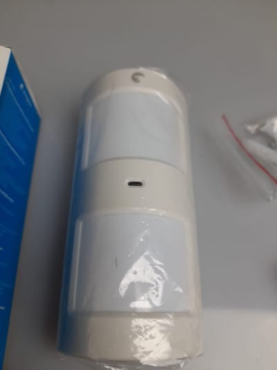 eTiger NIEUWSTE model SAC-02 Diervriendelijke PIR sensor MAX 80 meter zend vermogen incl beugel vervanger van ES-D2A bewegingsmelder (huisdier-proof) voor alle eTIGER draadloze alarmsystemen S3 S3b S4 S5 V1 en V2 systemen en de Sim SECUAL