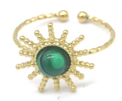 Ring – sieraad – accessoire – RVS – stainless steel – zon – steen – one size - goudkleurig – groen – cadeau – geschenk – cadeau – feest – feestdagen