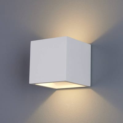 Lindby Kubusvormige LED wandlamp Marita van gips