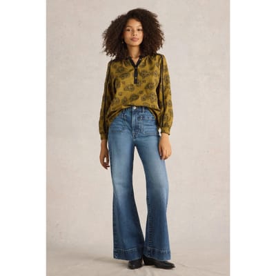 White Stuff Frankie Flare Jean Mid Denim Größe: 18 | Ausgestellte Hosen Outlet | Damen | Blau