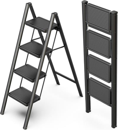 Moeve Keukentrap - Stevig en lichtgewicht, makkelijk op te bergen - Huishoudtrap inklapbaar - Opstapje - Trap ladder - Opstap krukje - 150 kg draagvermogen - Anti-slip - 4 treden - max. hoogte 108cm - Zwart