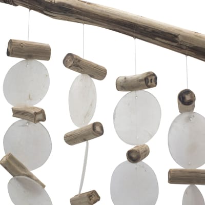 Wind Chime - Parelmoer - Windgong - Handgemaakt - Drijfhout & Capiz Glas - 31x20cm