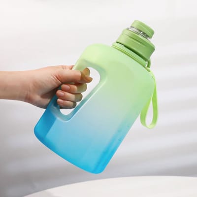 Waterfles - Waterfles - Sportwaterfles - Grote waterfles - 2,2 L - Watertemperatuur lager dan 60 graden - Gradiënt Groen