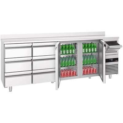 GGM Gastro Bar- & Getränkekühltisch PREMIUM - 2690x600mm - mit 2 Türen, 6 Schubladen, Aufkantung & Ausklopfer für Kaffee Zilver