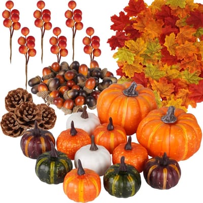 JGS ® Herfstdecoratieset met Kunstmatige Esdoornbladeren, Pompoenen, Eikels, Dennenappels en Oranje Bessen voor Feestelijke Decoratie