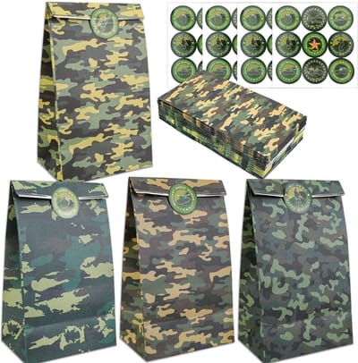 Dailygoods- Traktatiezakken 24 stuks - Camouflage ontwerp - Snoepzakken - Afdichtingsstickers - Verjaardagsfeestje - 3,15x4,7x8,6 inch - Snoepzakjes