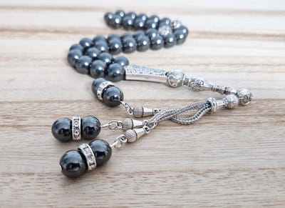 Handgemaakte tesbih "tasbih" natuursteen "Hematiet" - Aantal kralen 33 - Diameter kralen 10 MM - met metaal tassel "model 10" - Een mooi cadeau-idee