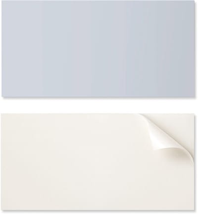 Zelfklevend decoratief vinylpaneel met print, 100x50 cm, lichtblauwe kleur.
