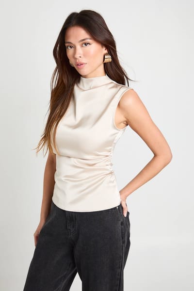 boohoo Dames Satijn top met hoge hals en geplooide afwerking | Oyster | Maat: 6